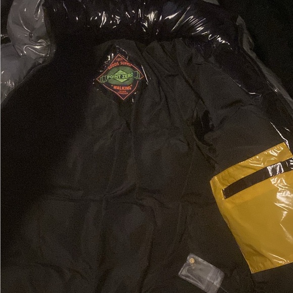 Point zero jacket basically new - Picture 3 of 3